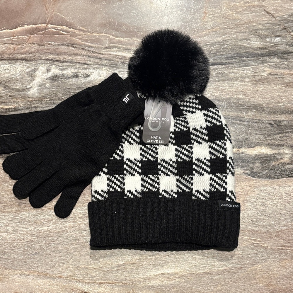 London Fog Black and White Checkered Hat and Gloves